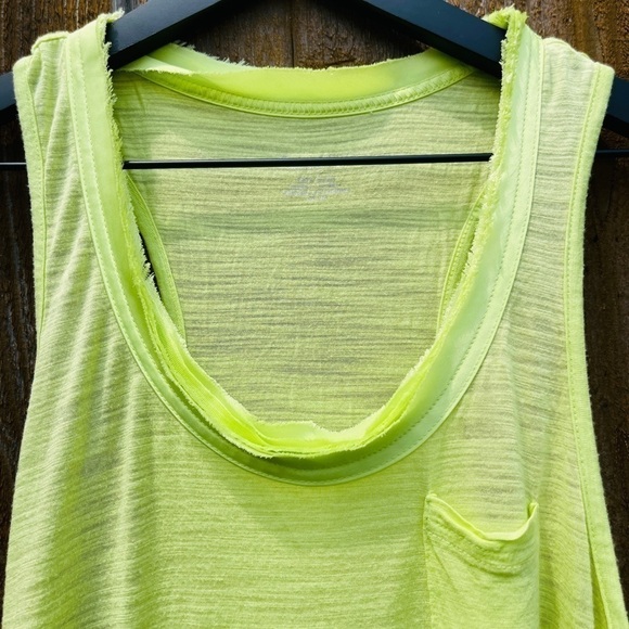 Calvin Klein Tank Top - Picture 4 of 5